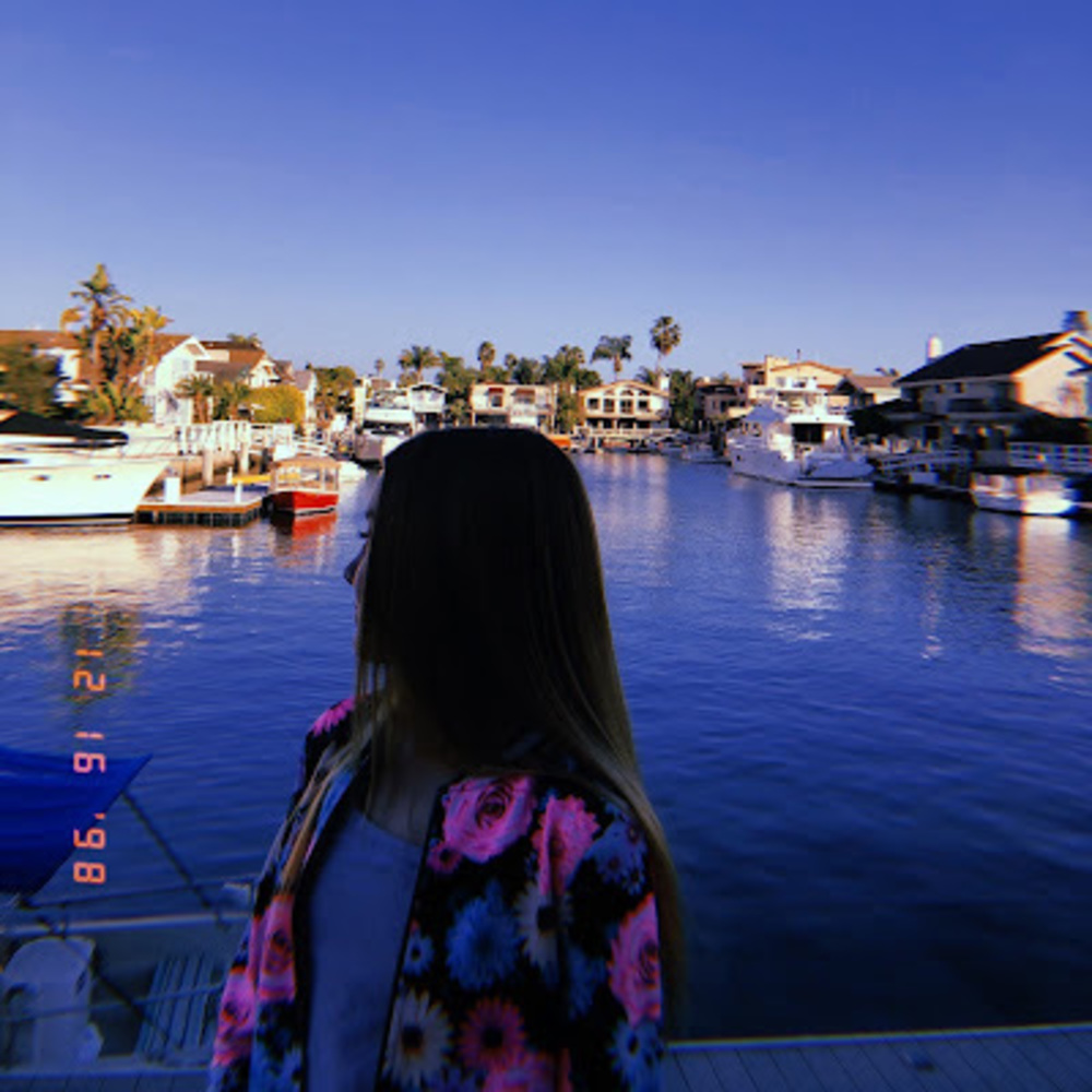 Meet your Posher, Lauren